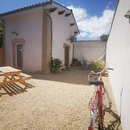 Villa Le Petit Saugnieu à Colombier-Saugnieu Extérieur photo
